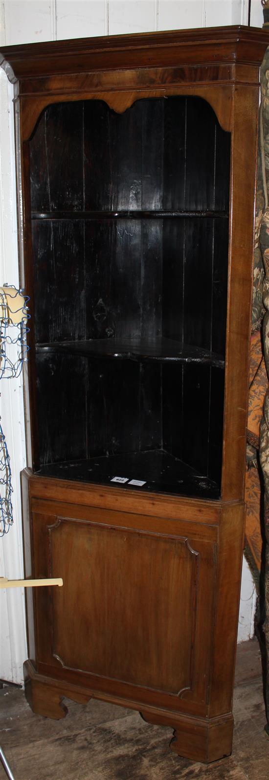 Open standing corner cabinet(-)